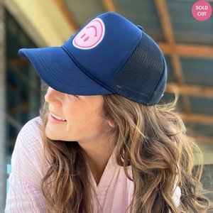 NWT packed party smiley hat